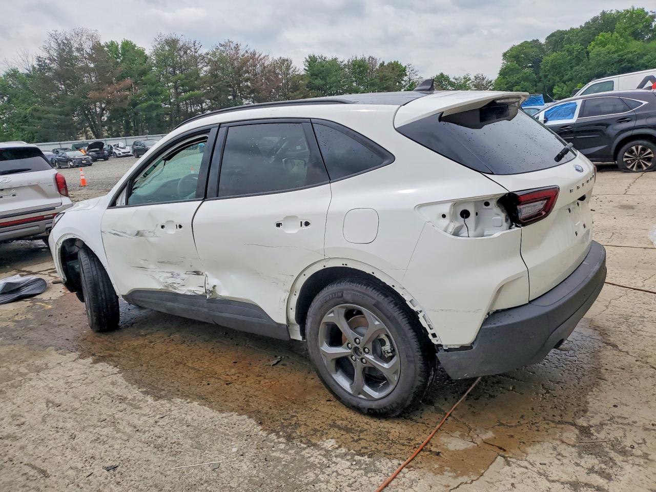 2025 FORD ESCAPE ST LINE SELECT — снимка 2
