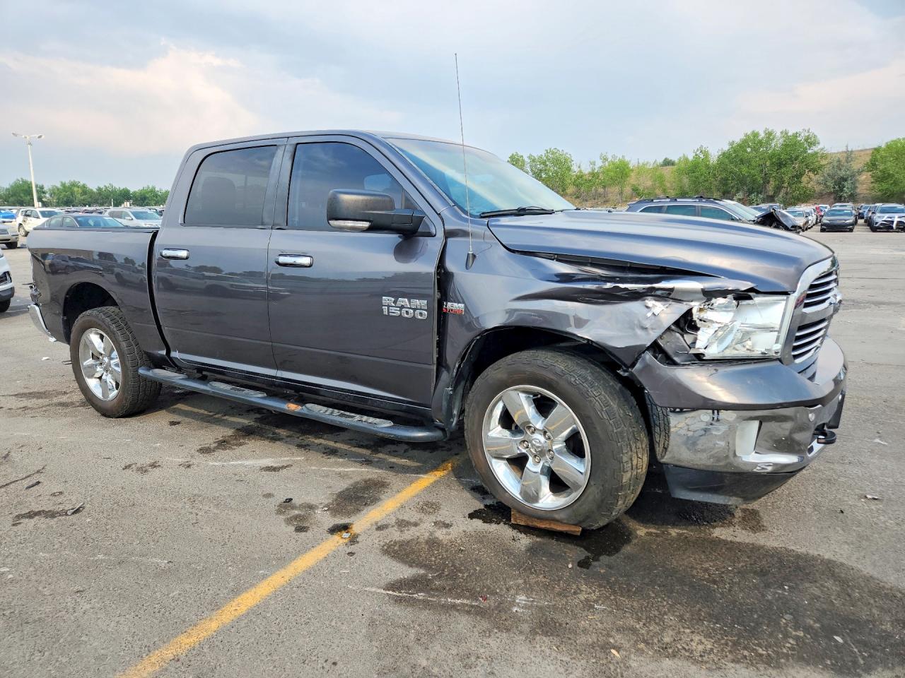 2016 RAM 1500 SLT — снимка 4
