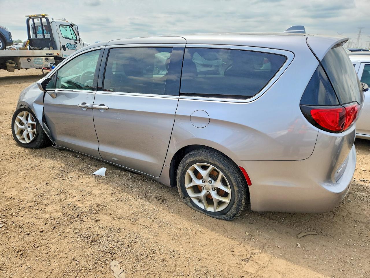 2018 CHRYSLER PACIFICA TOURING PLUS — снимка 2