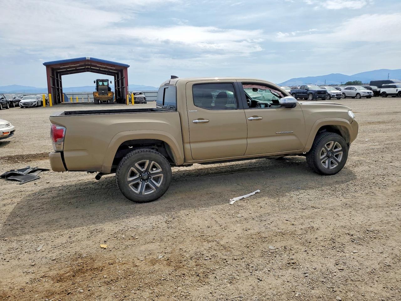 2018 TOYOTA TACOMA LIMITED — снимка 3