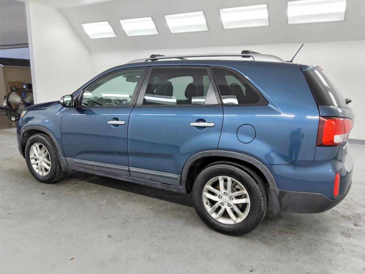 2015 KIA SORENTO LX — снимка 2