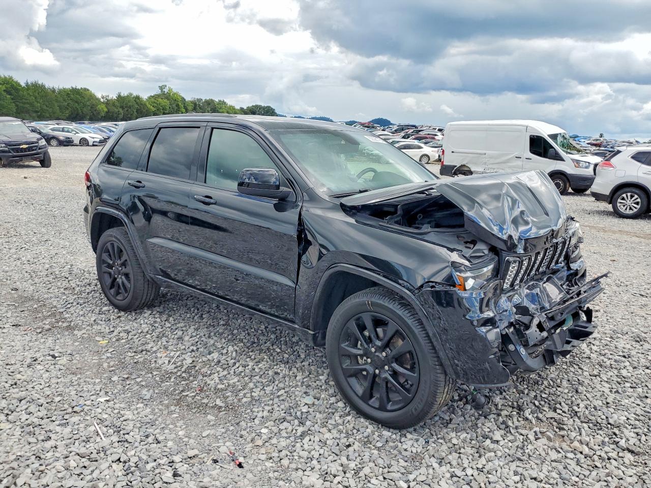 2019 JEEP GRAND CHEROKEE LAREDO — снимка 4