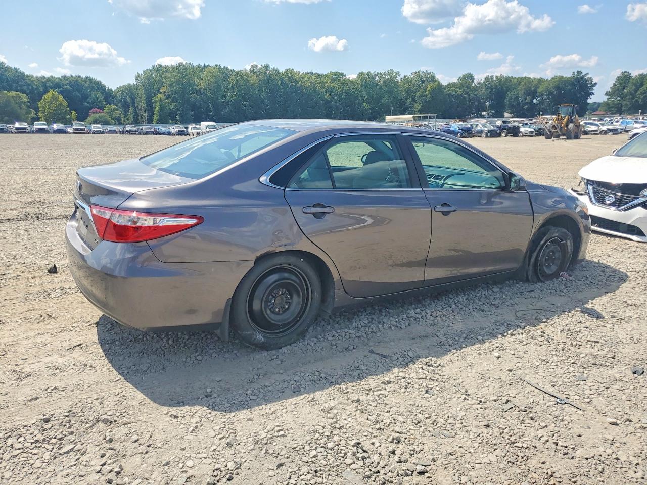 2017 TOYOTA CAMRY LE — снимка 3
