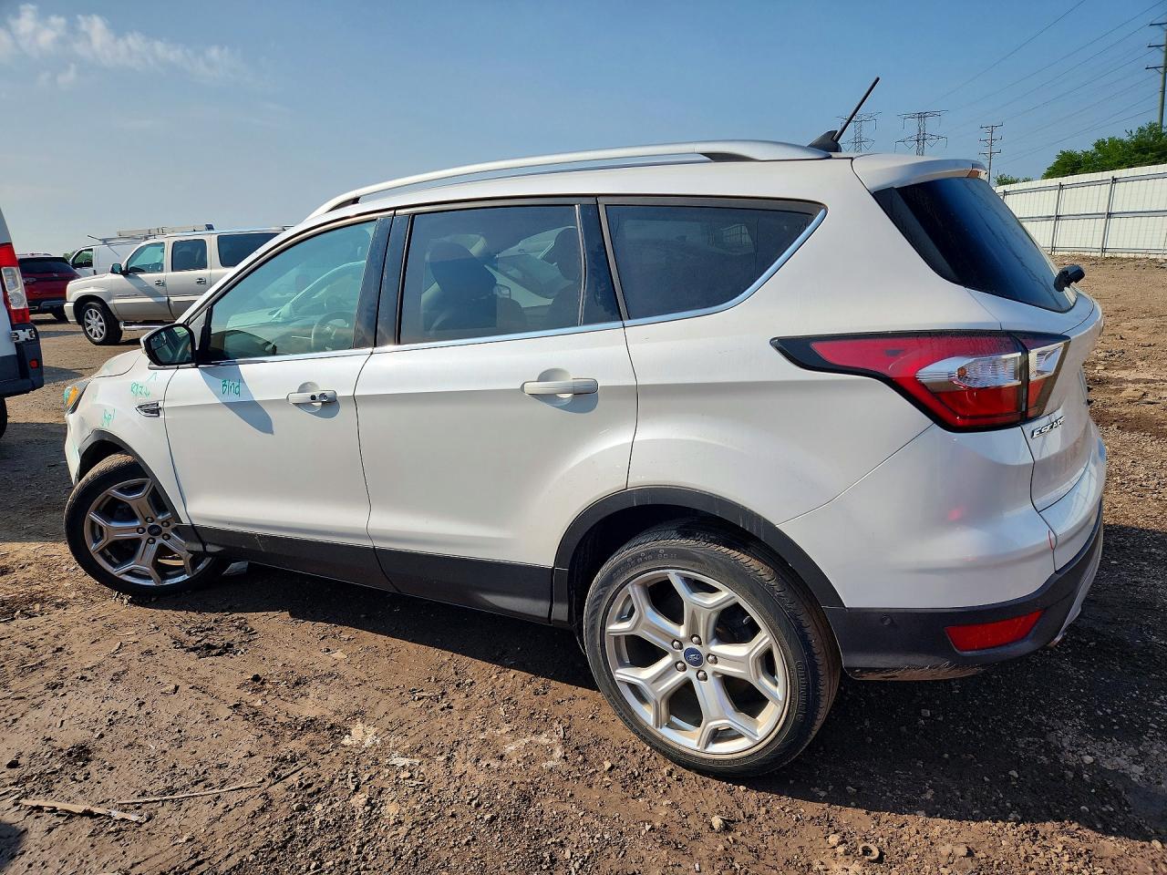 2018 FORD ESCAPE TITANIUM — снимка 2