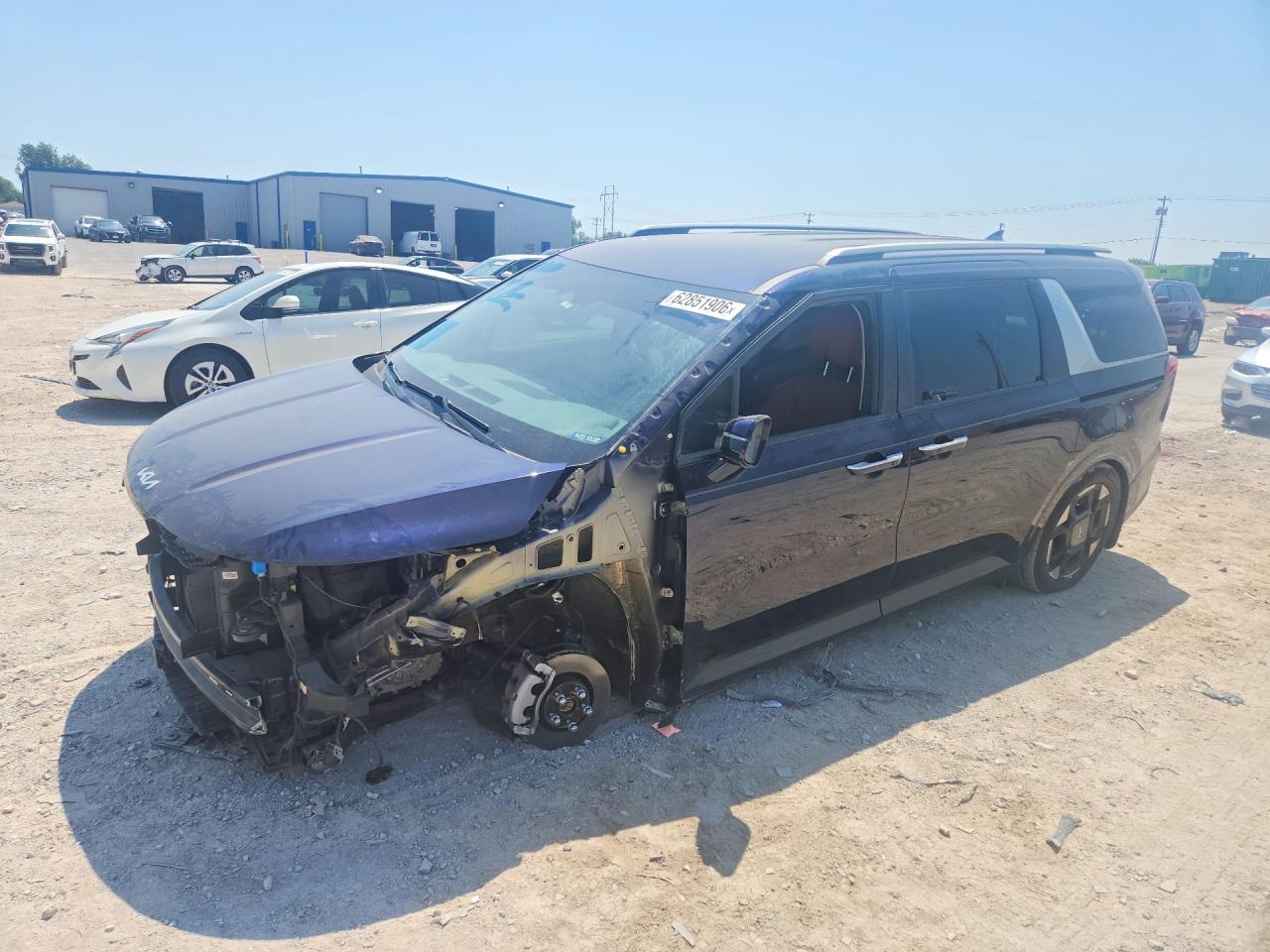 2025 KIA CARNIVAL EX