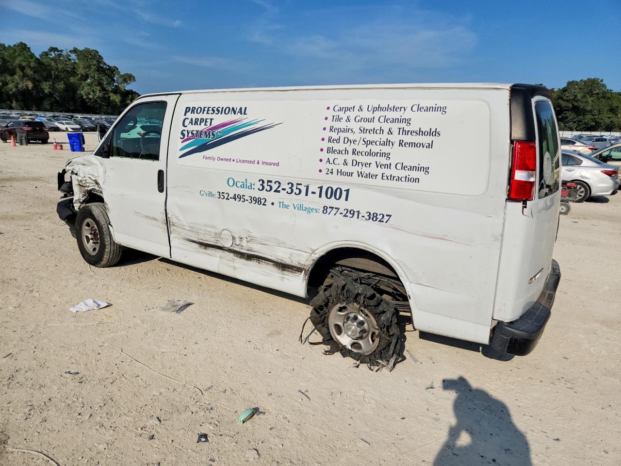 2017 CHEVROLET EXPRESS G2500 — снимка 2