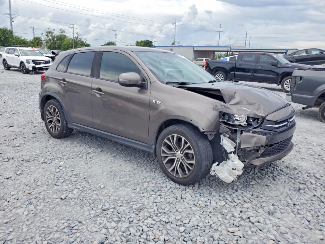 2018 MITSUBISHI OUTLANDER SPORT ES — снимка 4