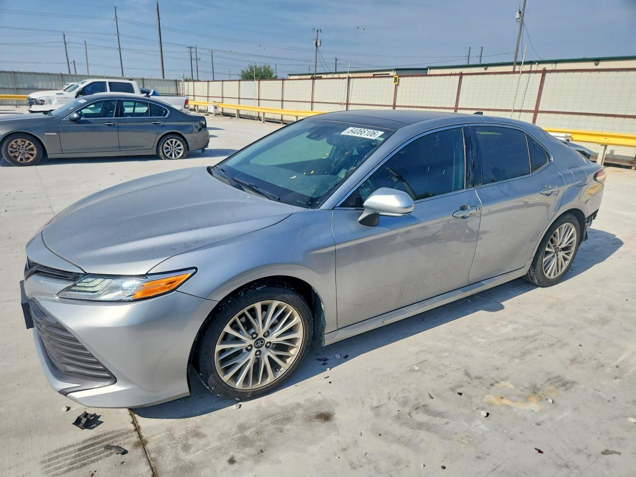 2019 TOYOTA CAMRY XLE