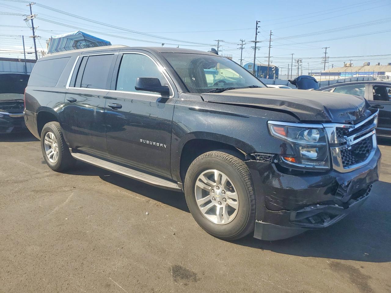 2019 CHEVROLET SUBURBAN C1500 LT — снимка 4
