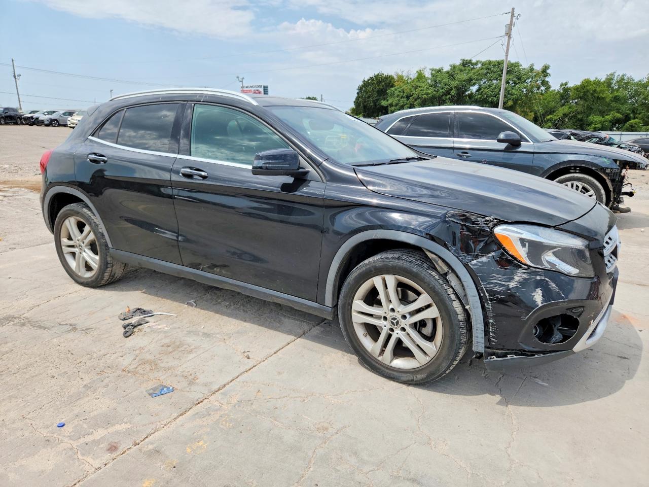 2019 MERCEDES-BENZ GLA 250 4MATIC — снимка 4