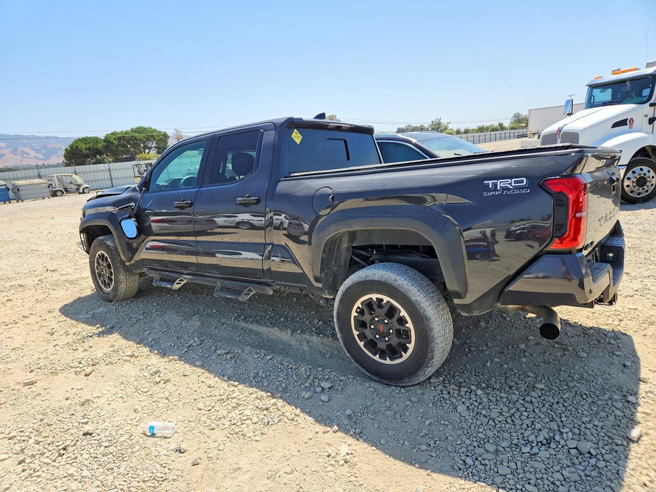 2024 TOYOTA TACOMA TRD OFF-ROAD — снимка 2