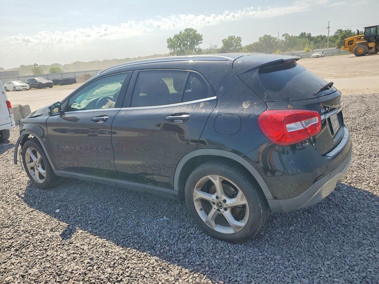 2018 MERCEDES-BENZ GLA 250 — снимка 2