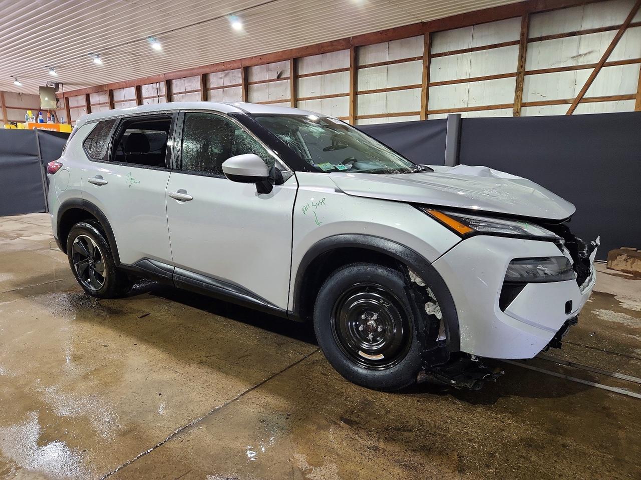 2025 NISSAN ROGUE SV — снимка 4