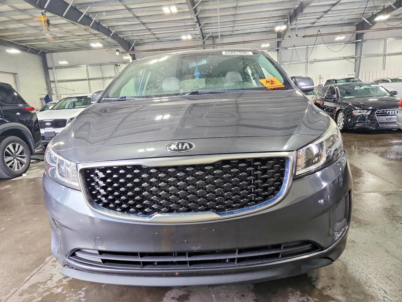 2017 KIA SEDONA LX — снимка 5