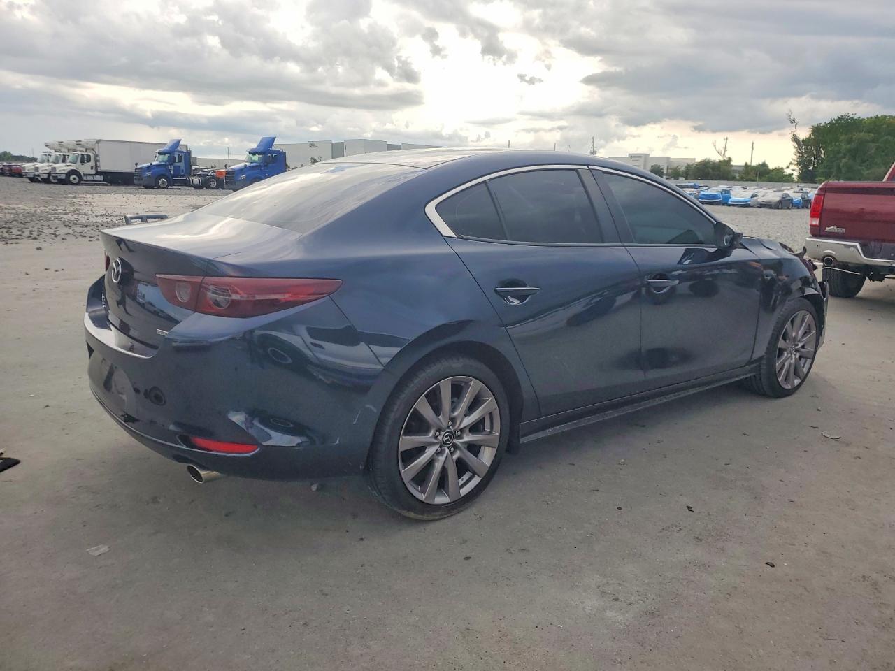 2020 MAZDA 3 SELECT — снимка 3