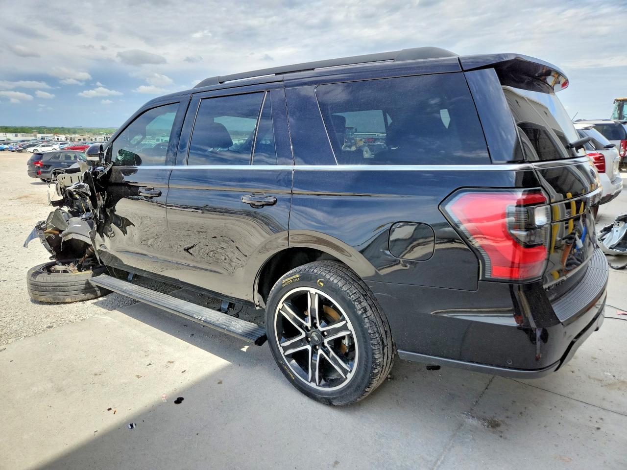2021 FORD EXPEDITION LIMITED — снимка 2