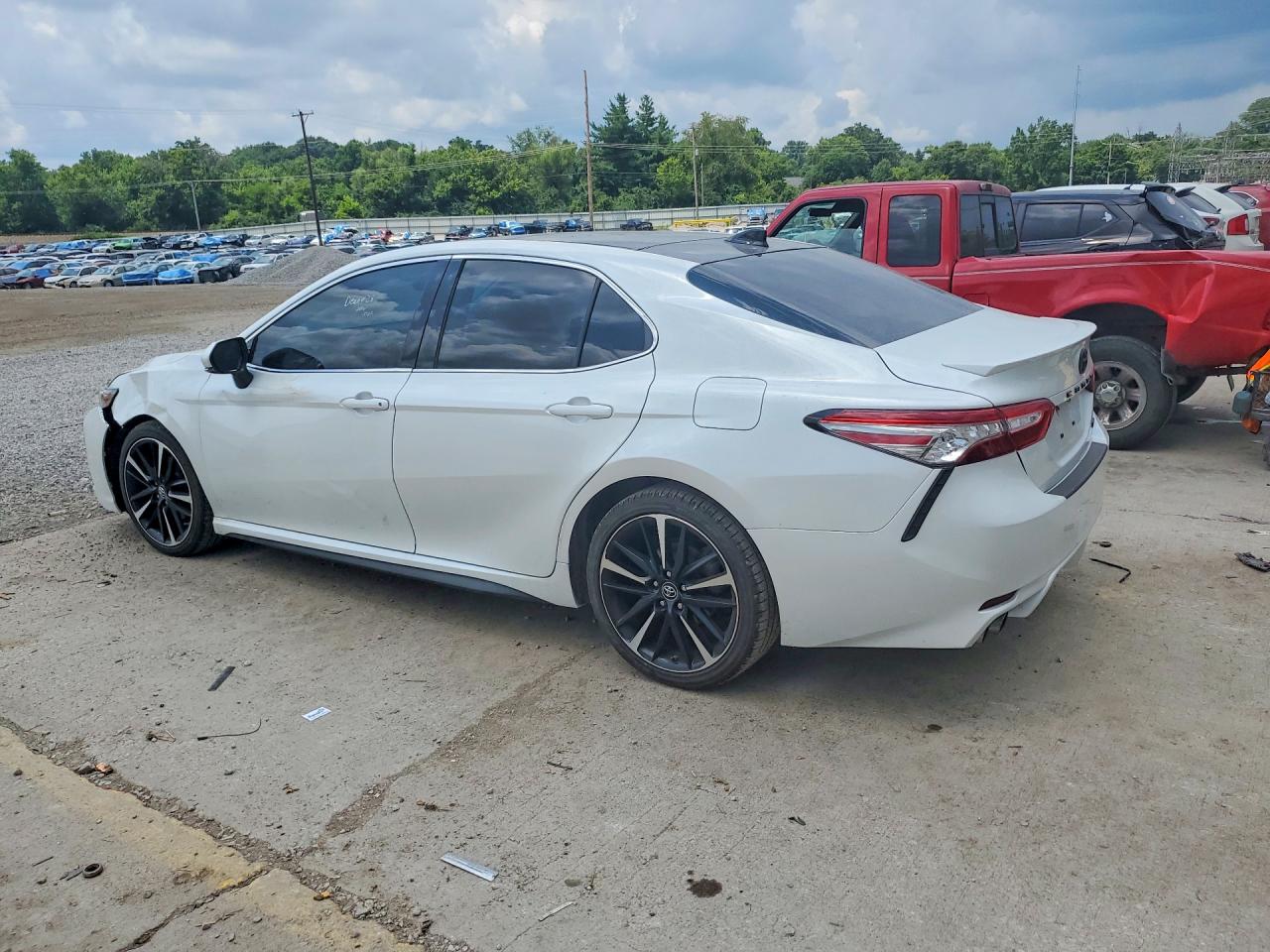 2019 TOYOTA CAMRY — снимка 2