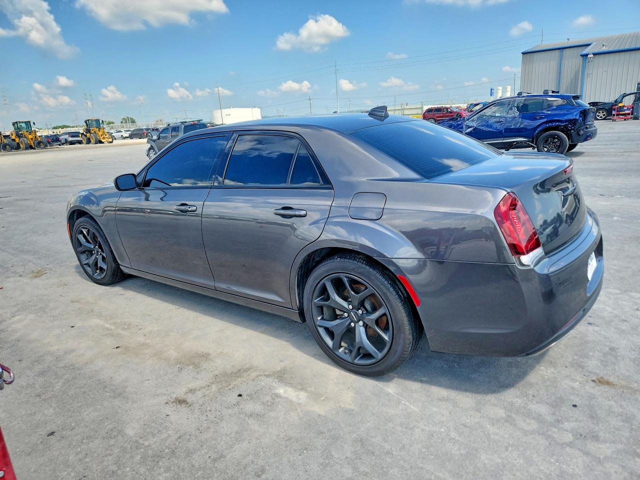 2022 CHRYSLER 300 TOURING — снимка 2