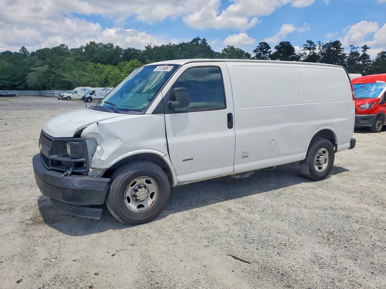 2017 CHEVROLET EXPRESS G2500