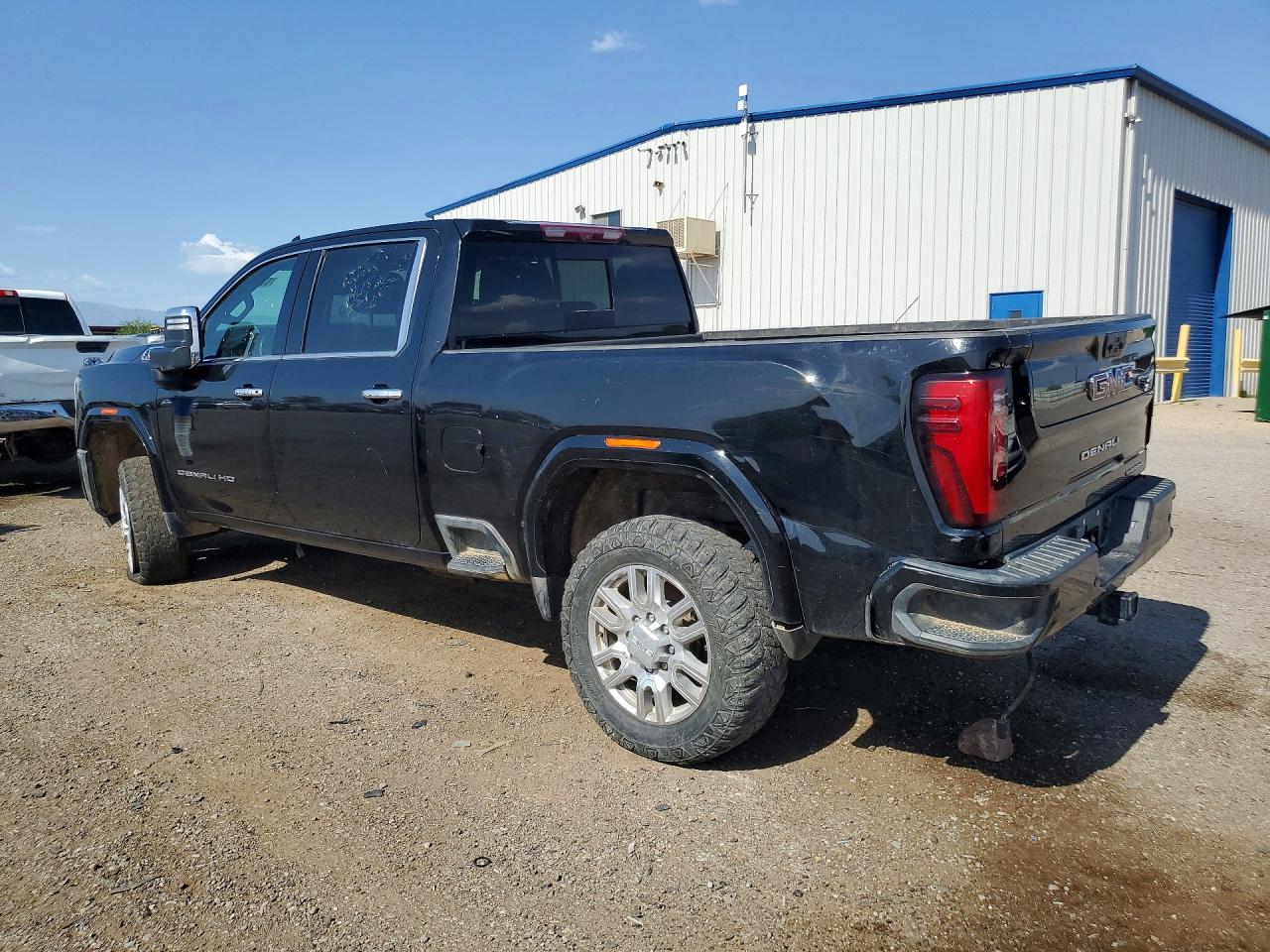 2024 GMC SIERRA K2500 DENALI — снимка 2