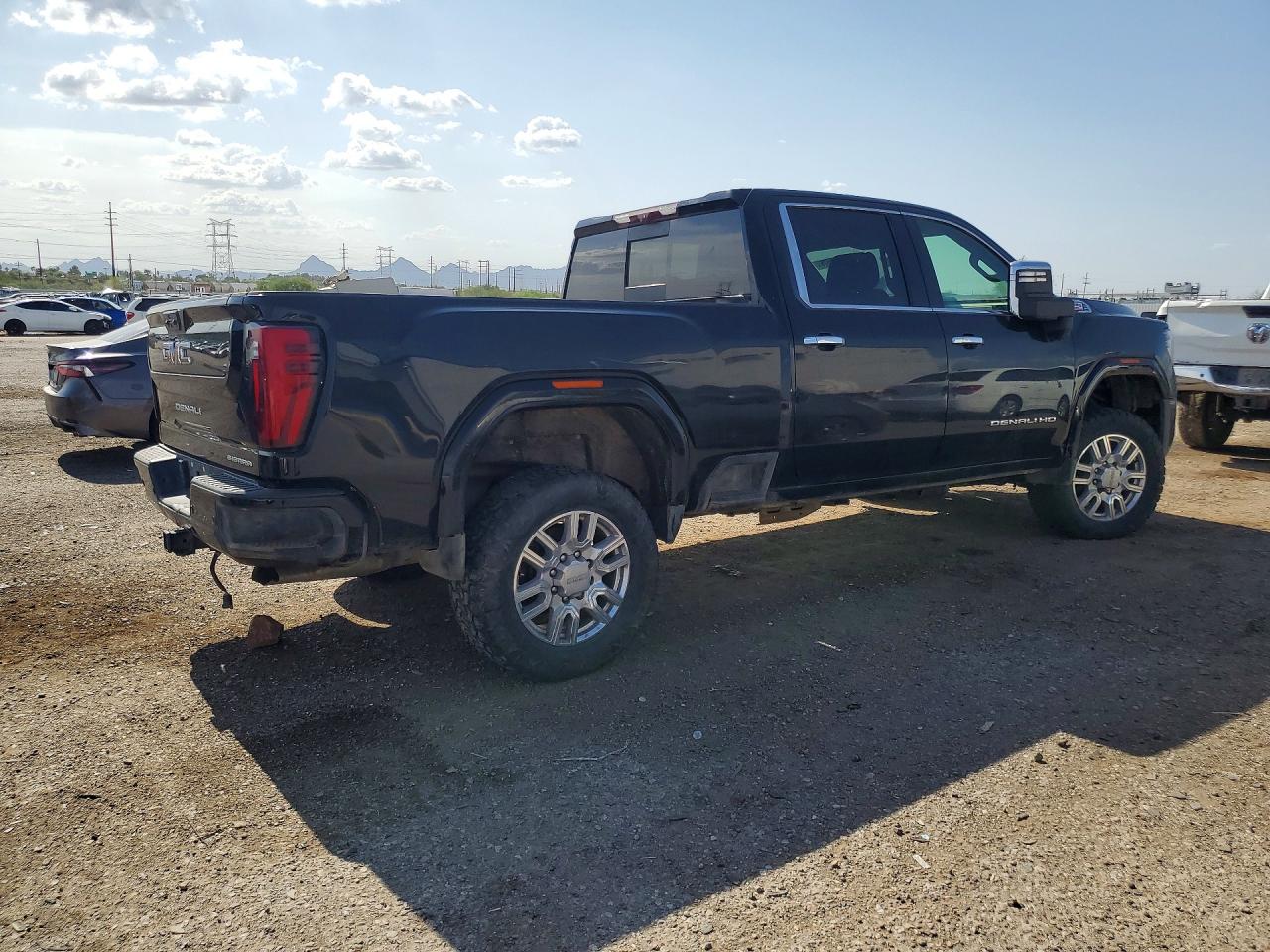 2024 GMC SIERRA K2500 DENALI — снимка 3