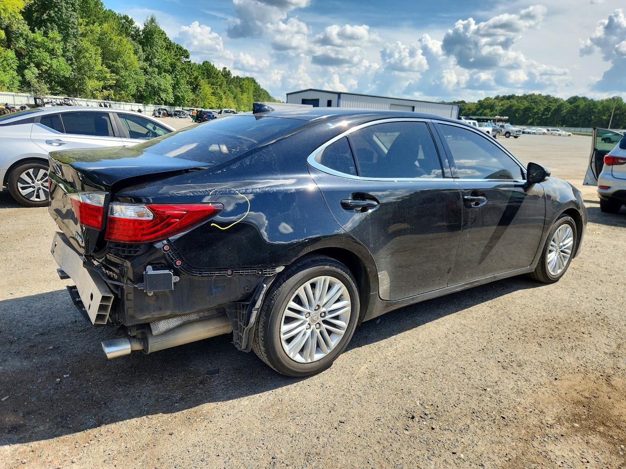 2015 LEXUS ES 350 — снимка 3
