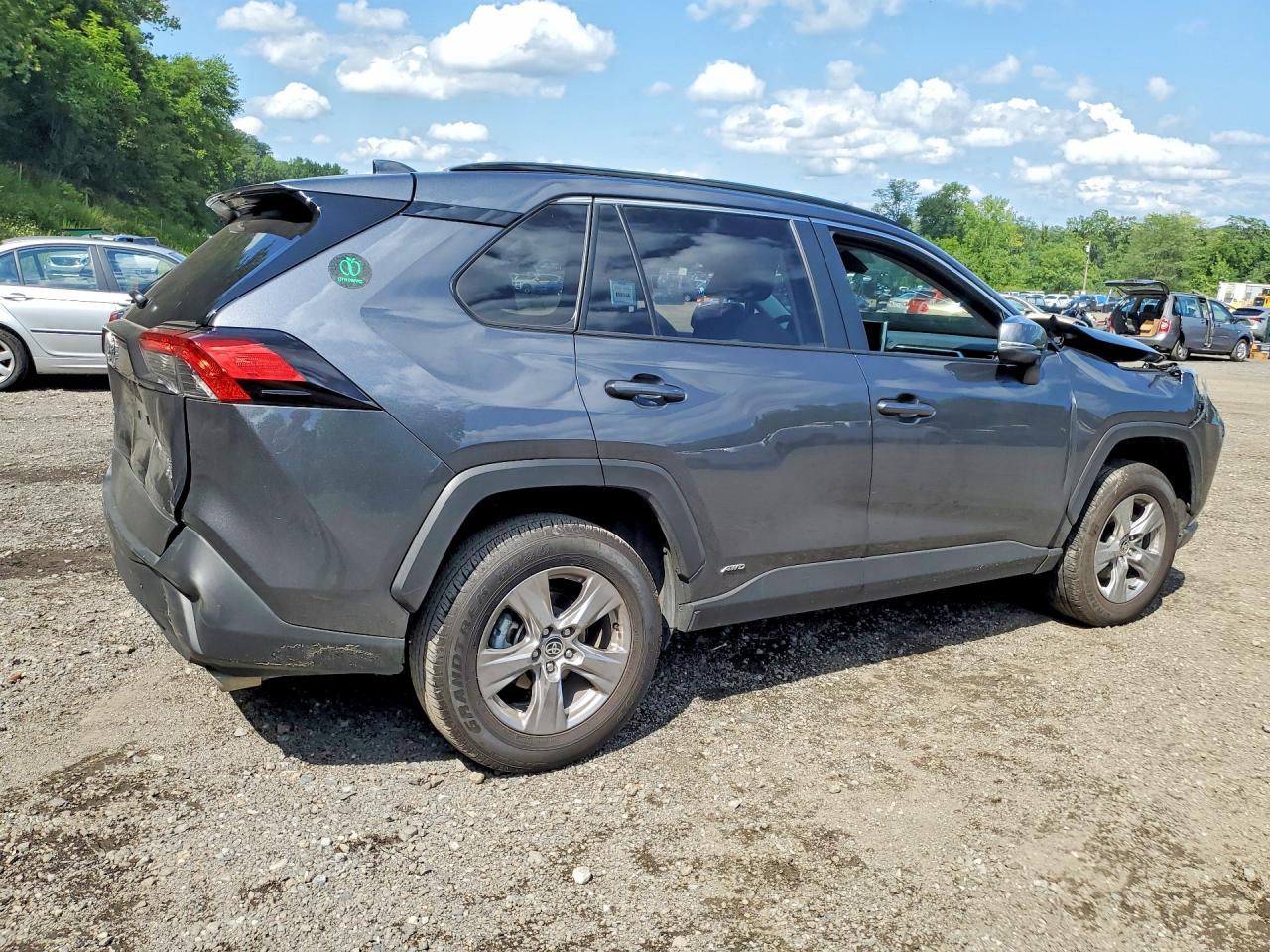 2025 TOYOTA RAV4 LE — снимка 3