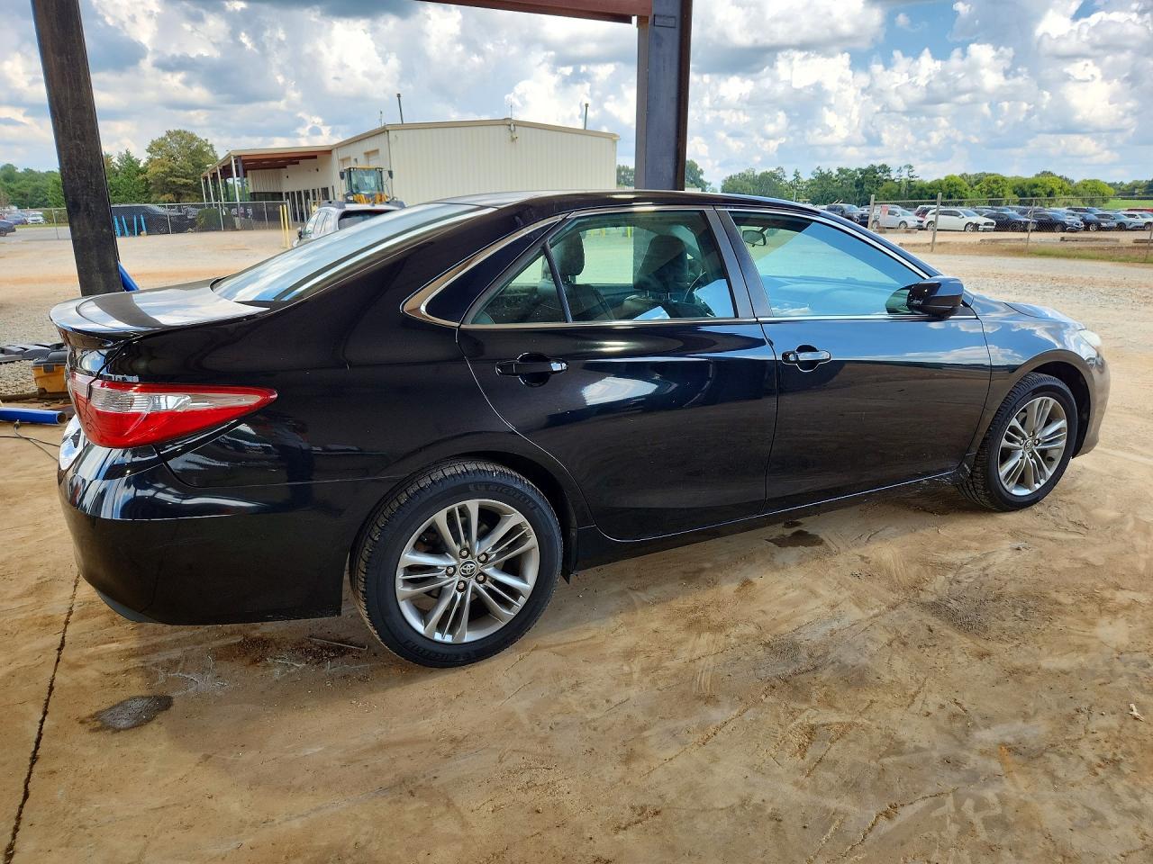2015 TOYOTA CAMRY SE — снимка 3