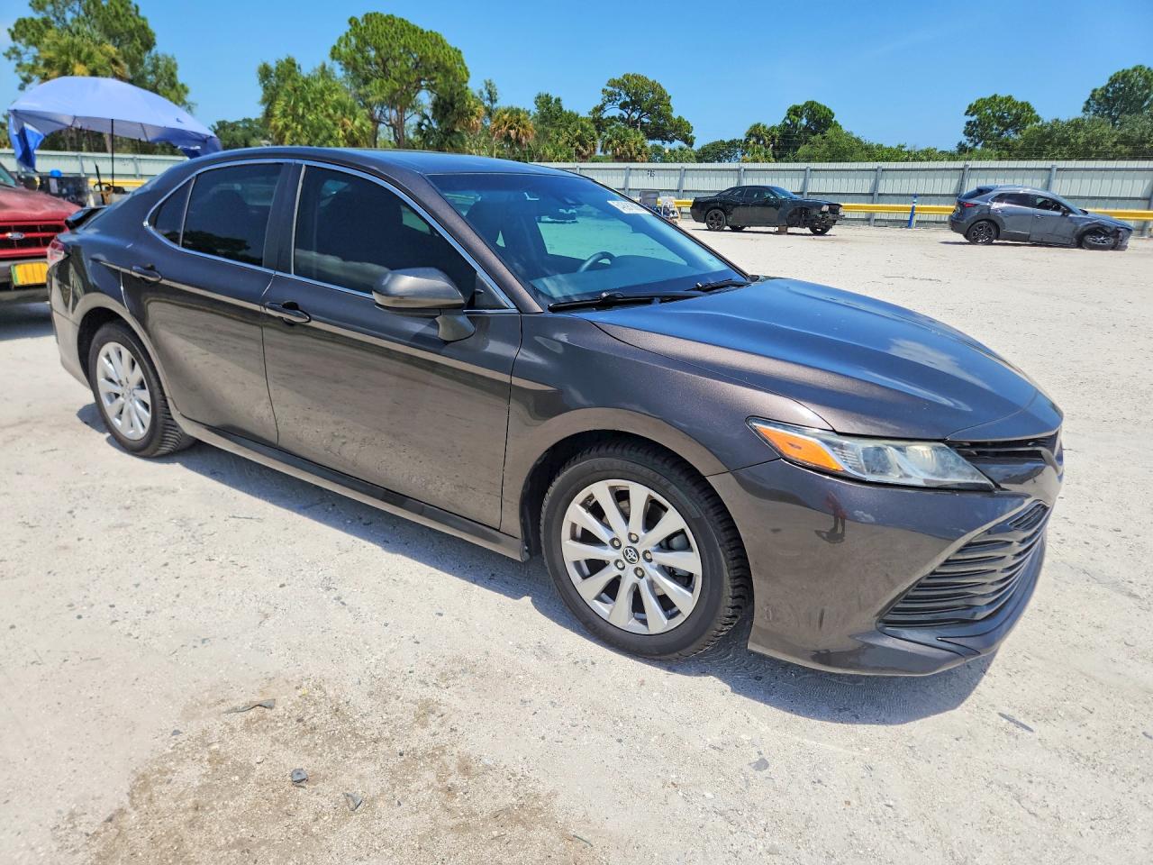 2018 TOYOTA CAMRY LE — снимка 4