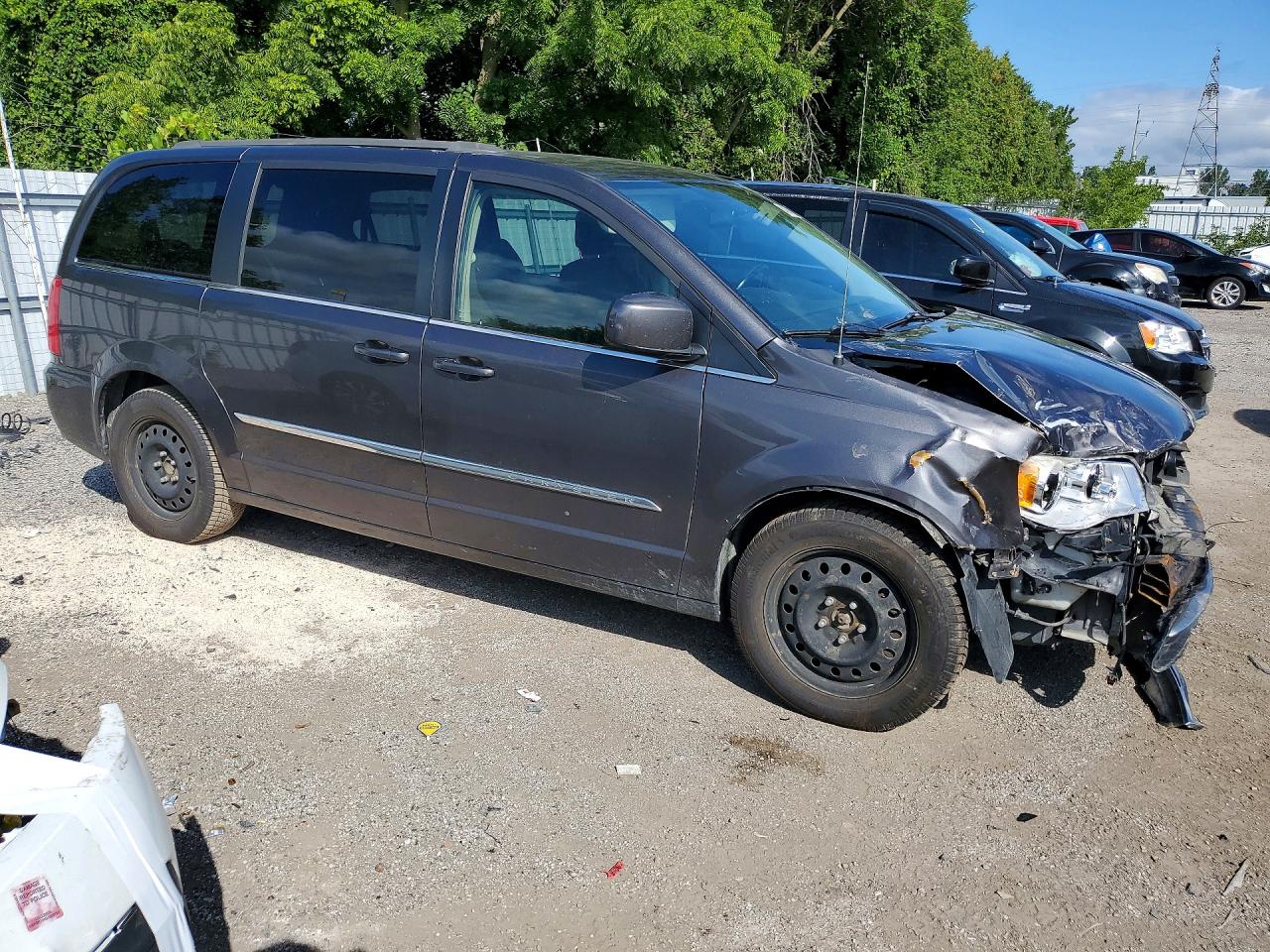 2015 CHRYSLER TOWN & COUNTRY TOURING — снимка 4