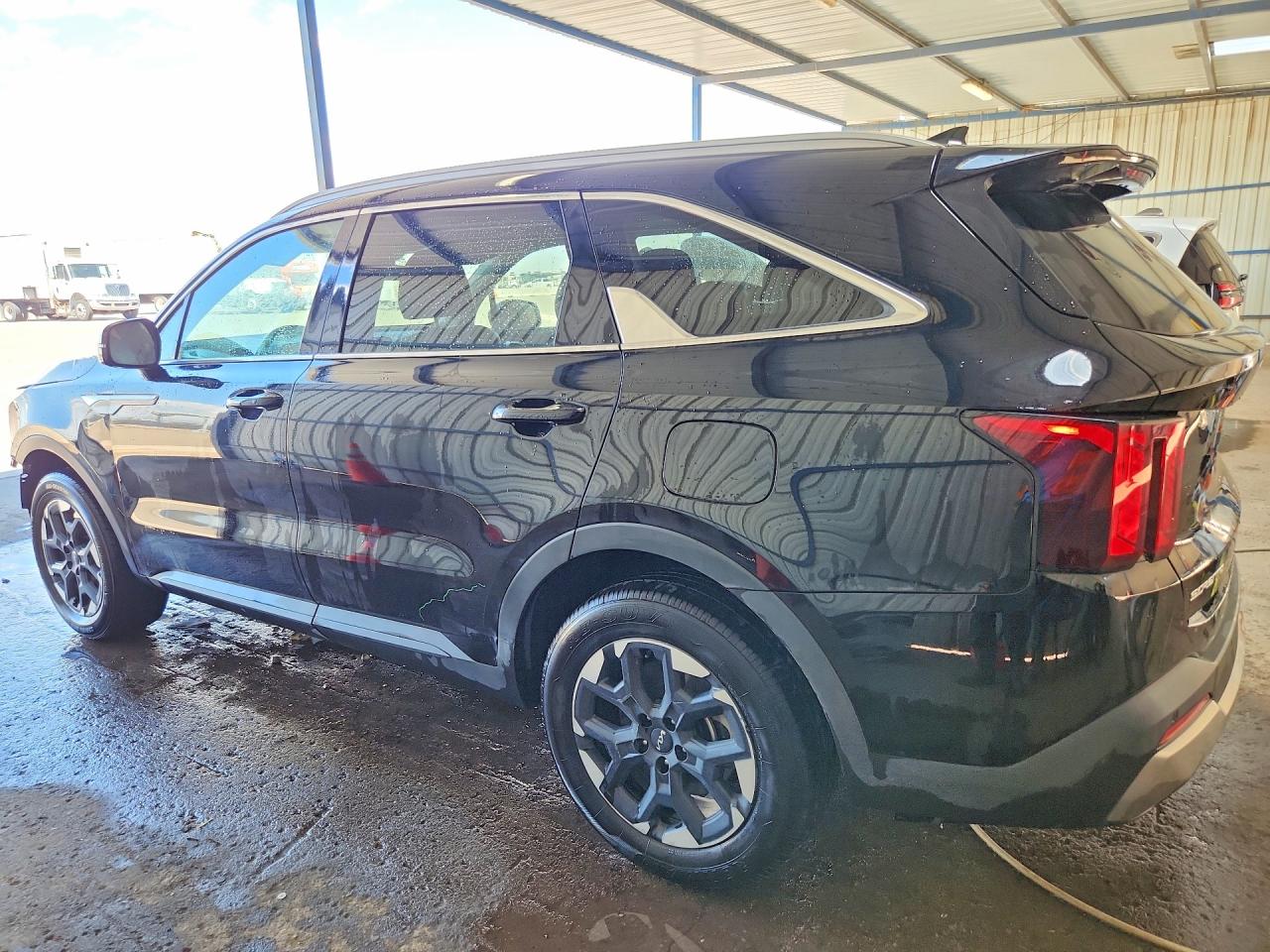 2024 KIA SORENTO S — снимка 2