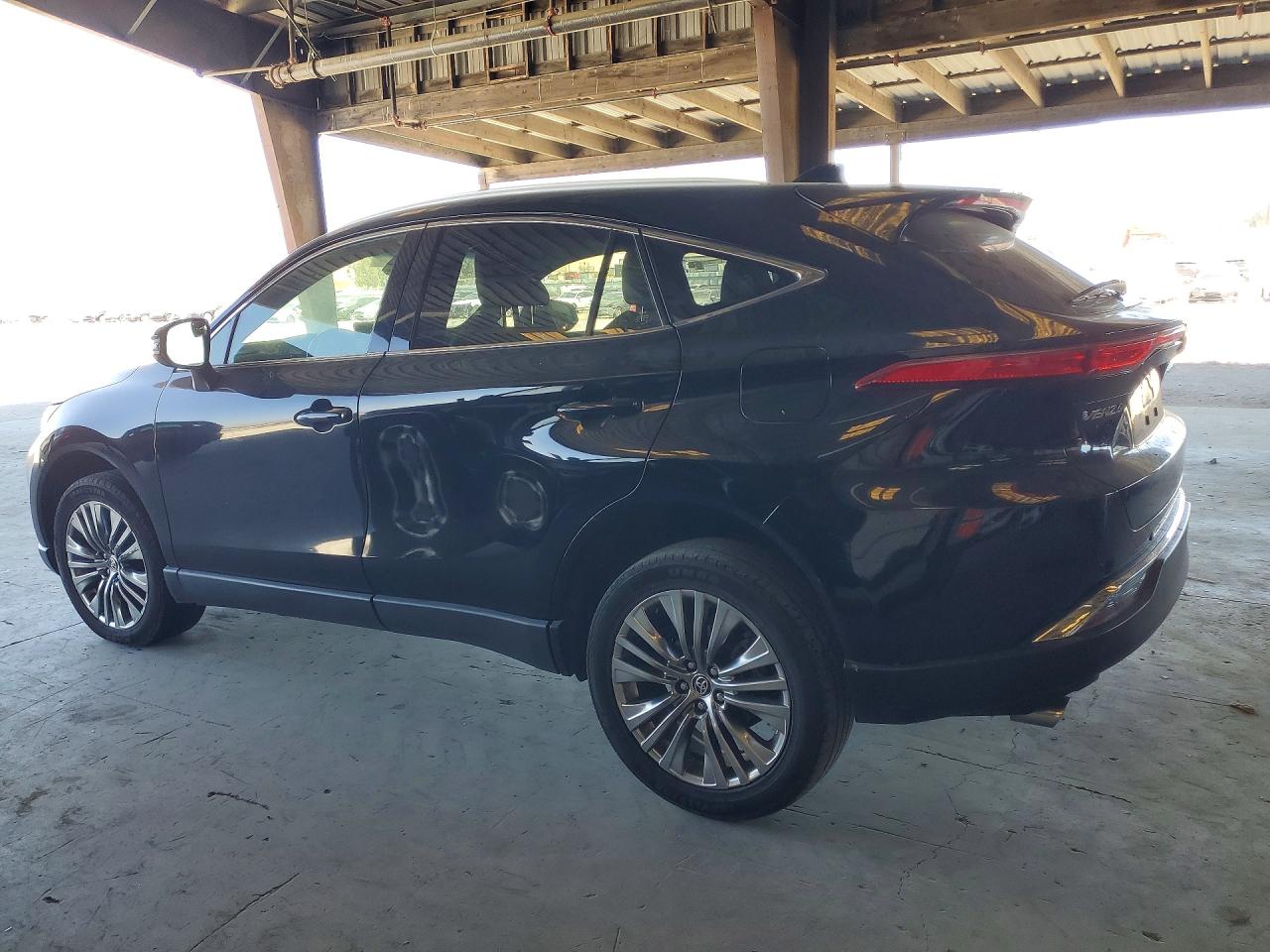2022 TOYOTA VENZA XLE — снимка 2