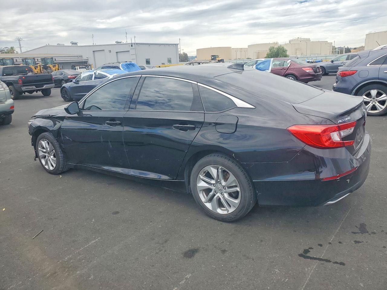 2020 HONDA ACCORD LX — снимка 2