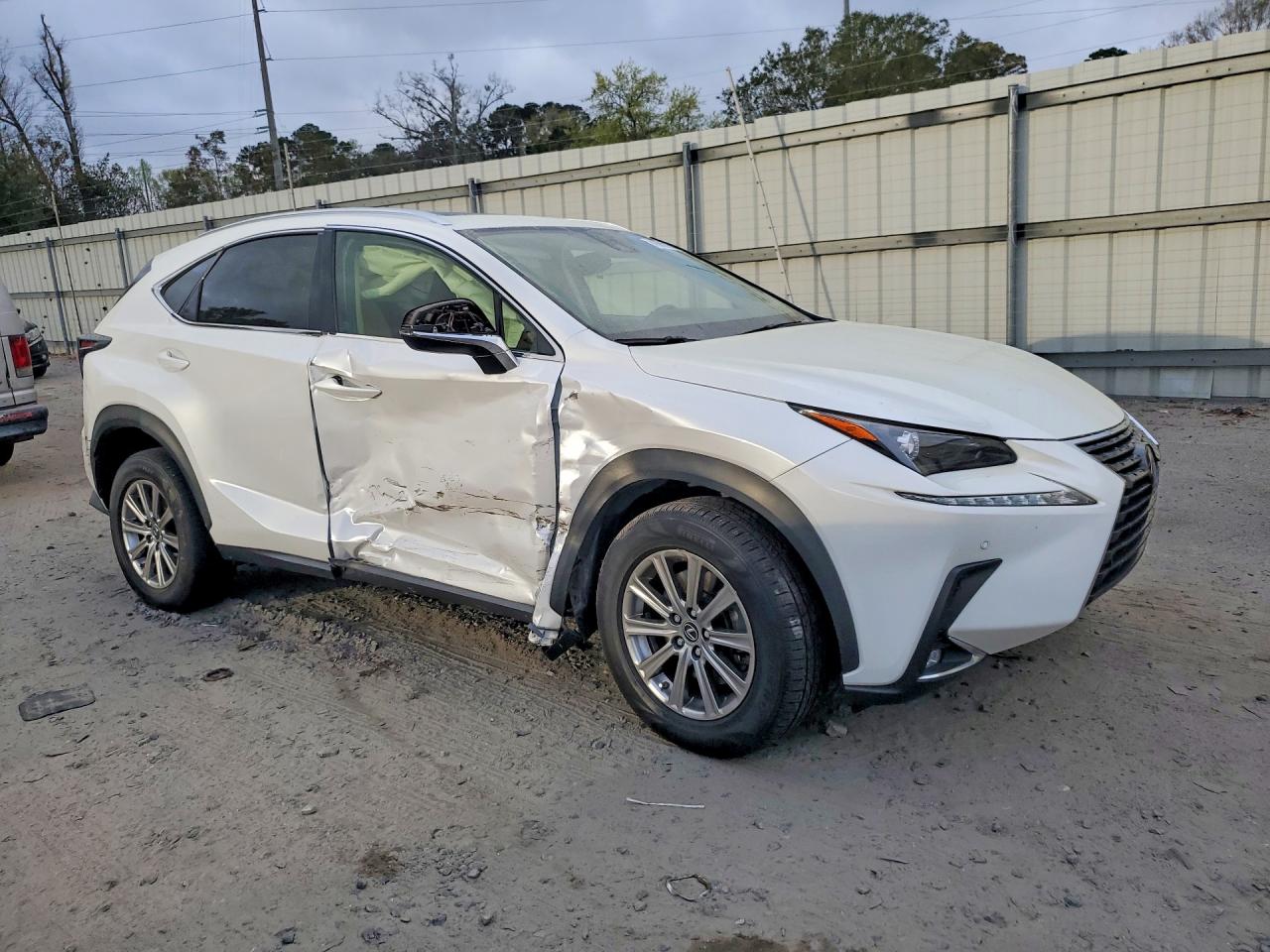 2021 LEXUS NX 300 BASE — снимка 4