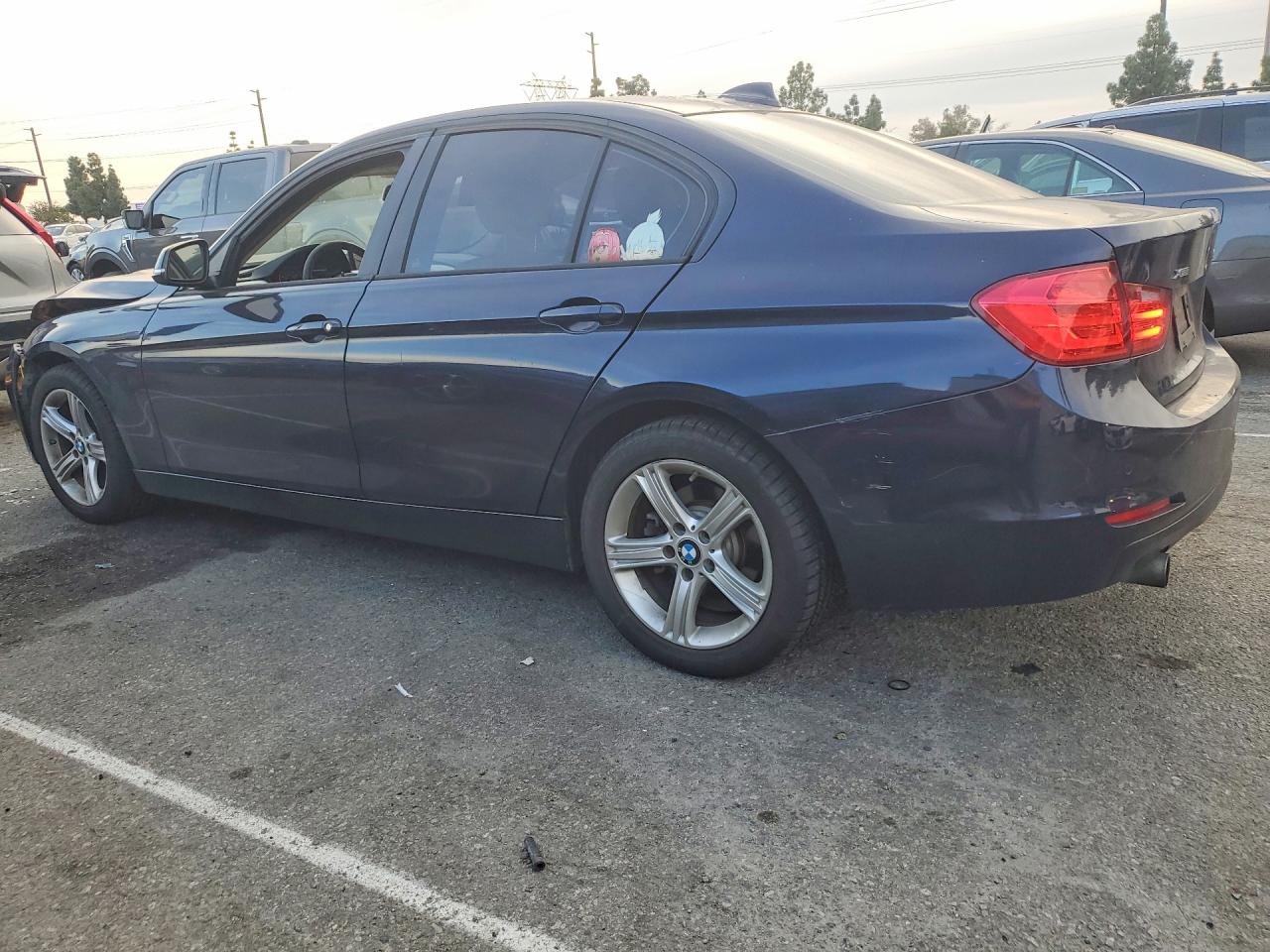 2014 BMW 320 I XDRIVE — снимка 2