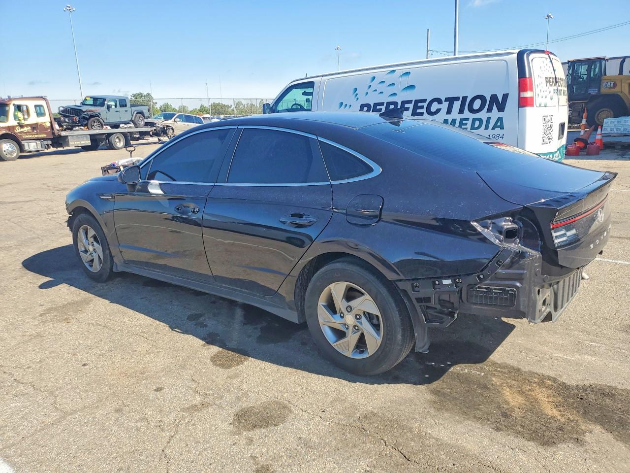 2025 HYUNDAI SONATA SE — снимка 2