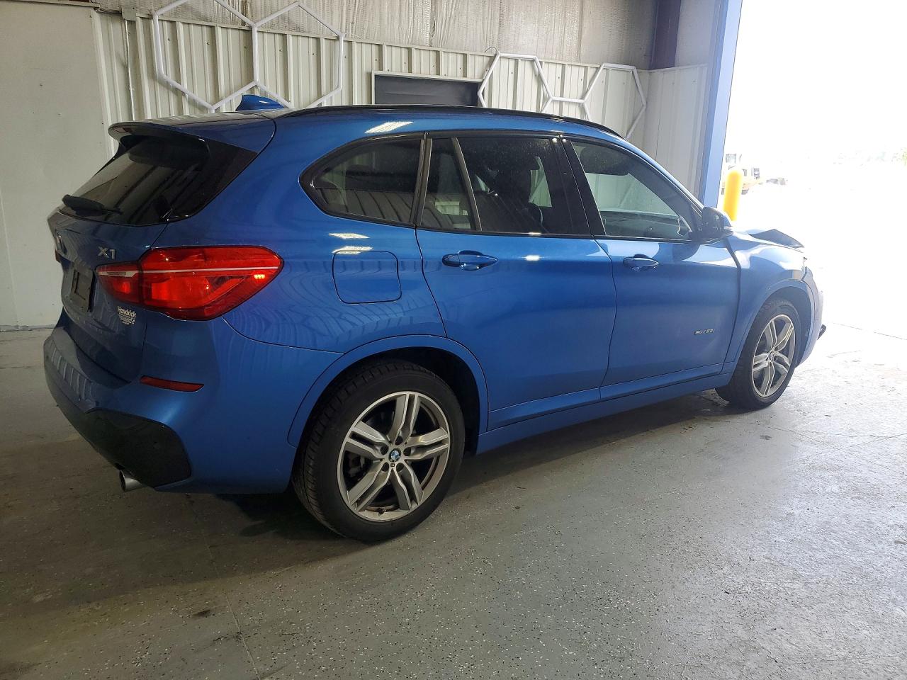 2018 BMW X1 SDRIVE28I — снимка 3