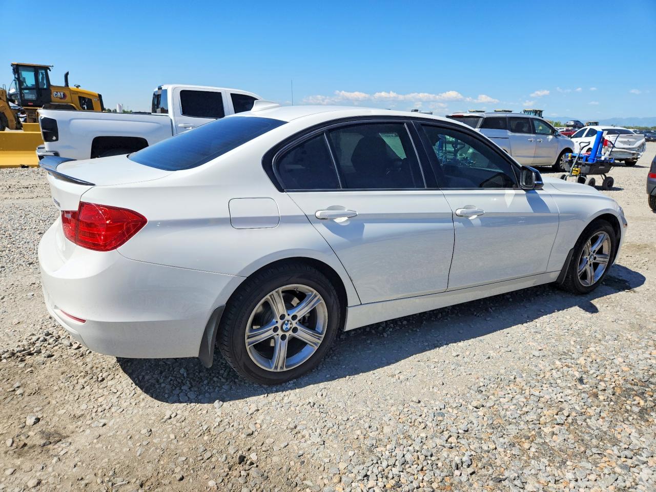 2015 BMW 320 I XDRIVE — снимка 3