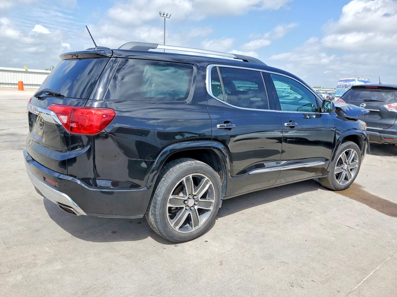 2017 GMC ACADIA DENALI — снимка 3