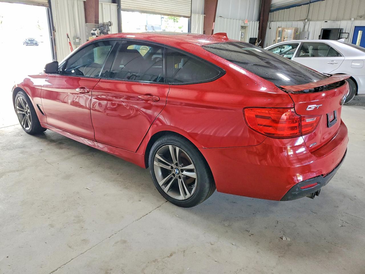 2014 BMW 328 XIGT — снимка 2