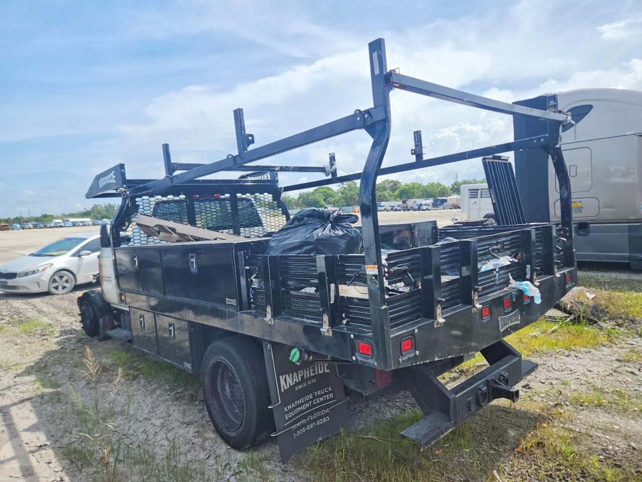 2022 CHEVROLET SILVERADO MEDIUM DUTY — снимка 3