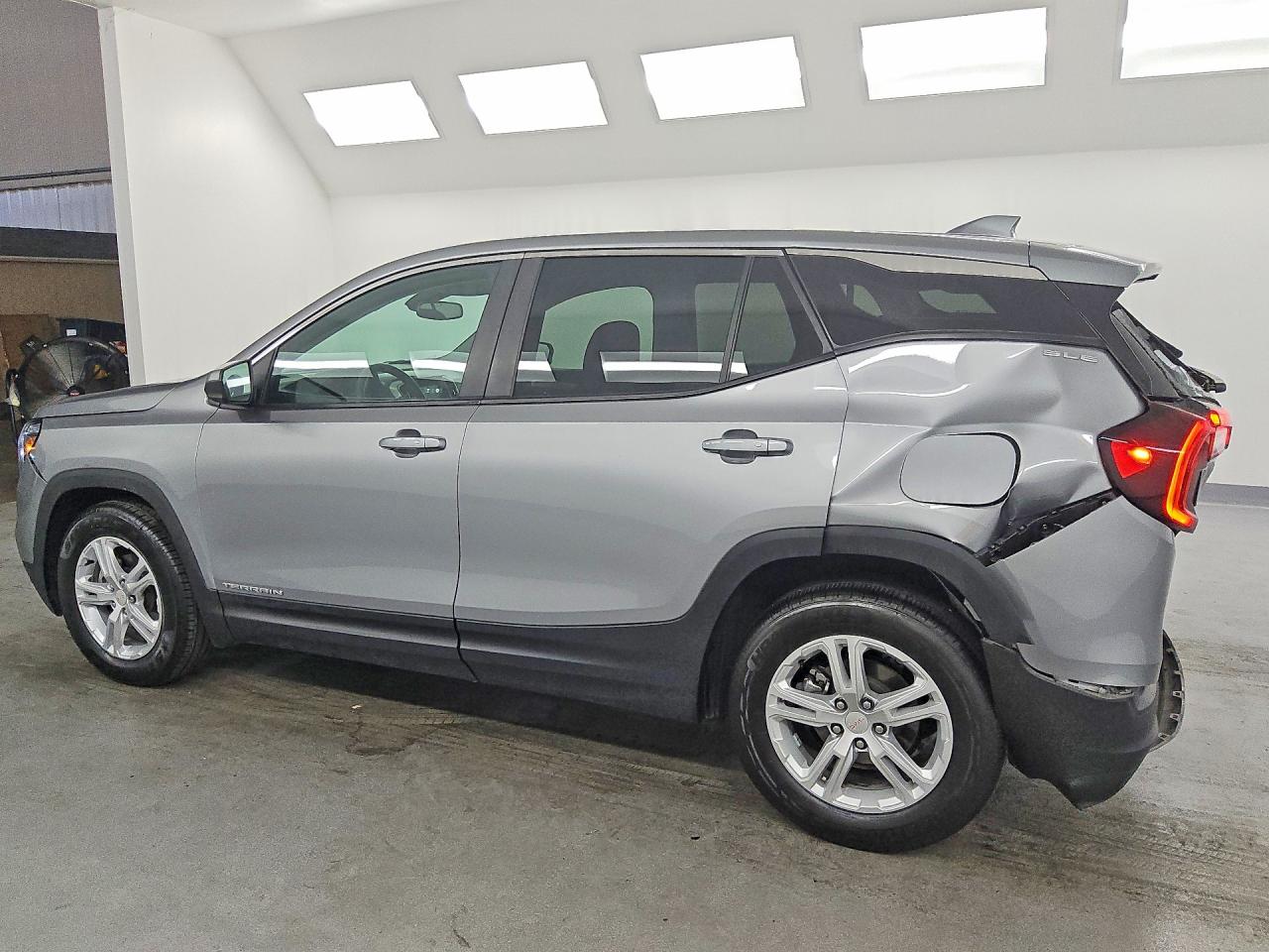 2024 GMC TERRAIN SLE — снимка 2