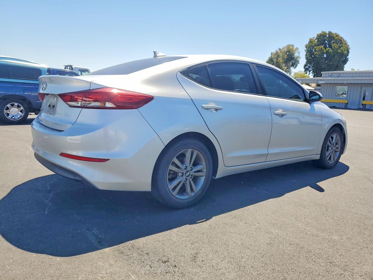 2018 HYUNDAI ELANTRA SEL — снимка 3