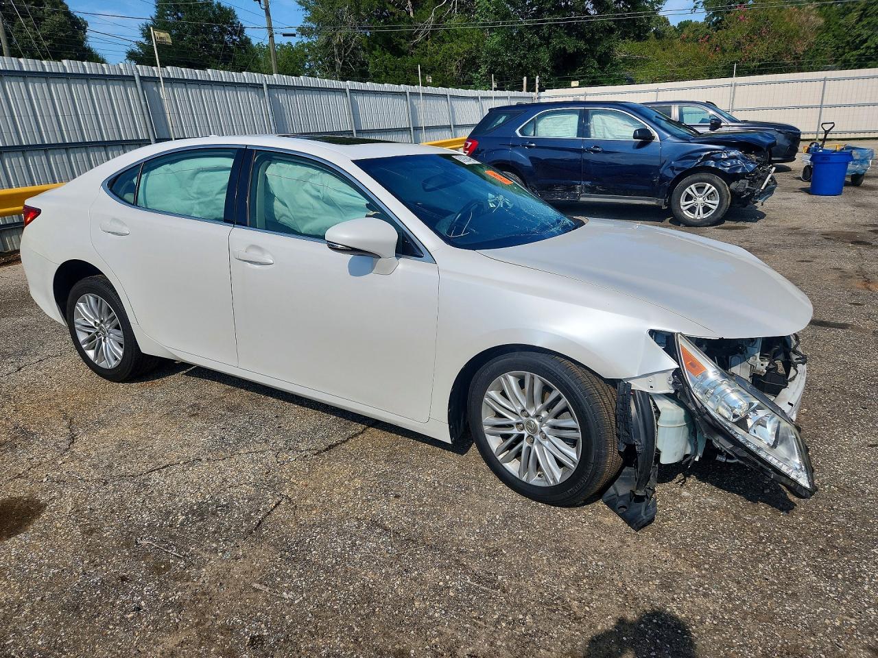 2015 LEXUS ES 350 — снимка 4