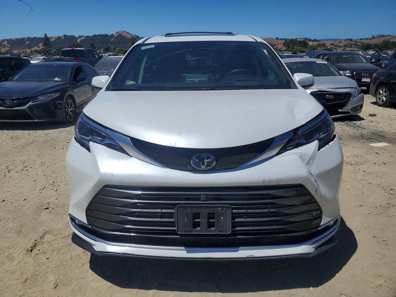 2024 TOYOTA SIENNA PLATINUM 7-PASSENGER — снимка 5