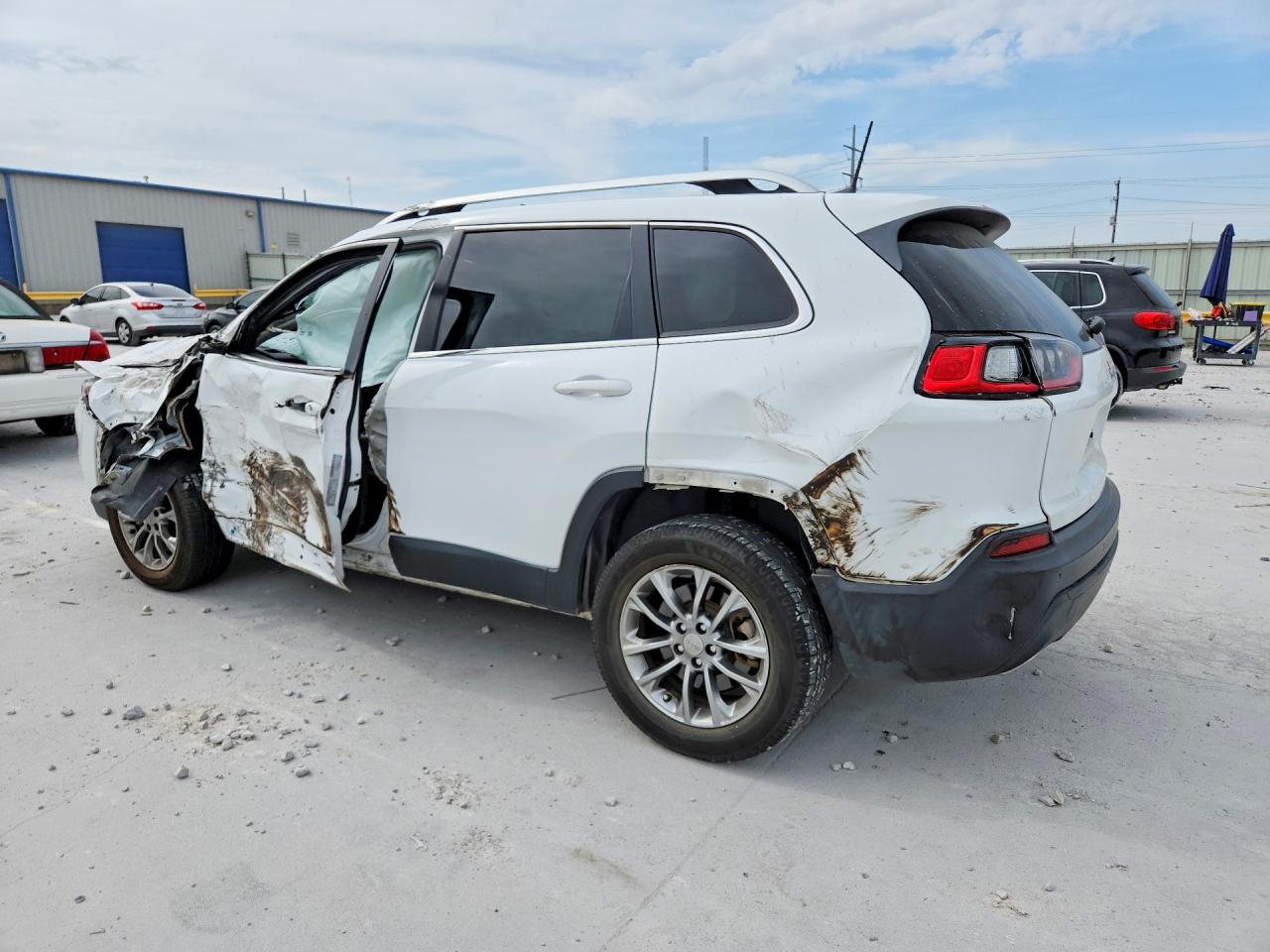 2021 JEEP CHEROKEE LATITUDE LUX — снимка 2