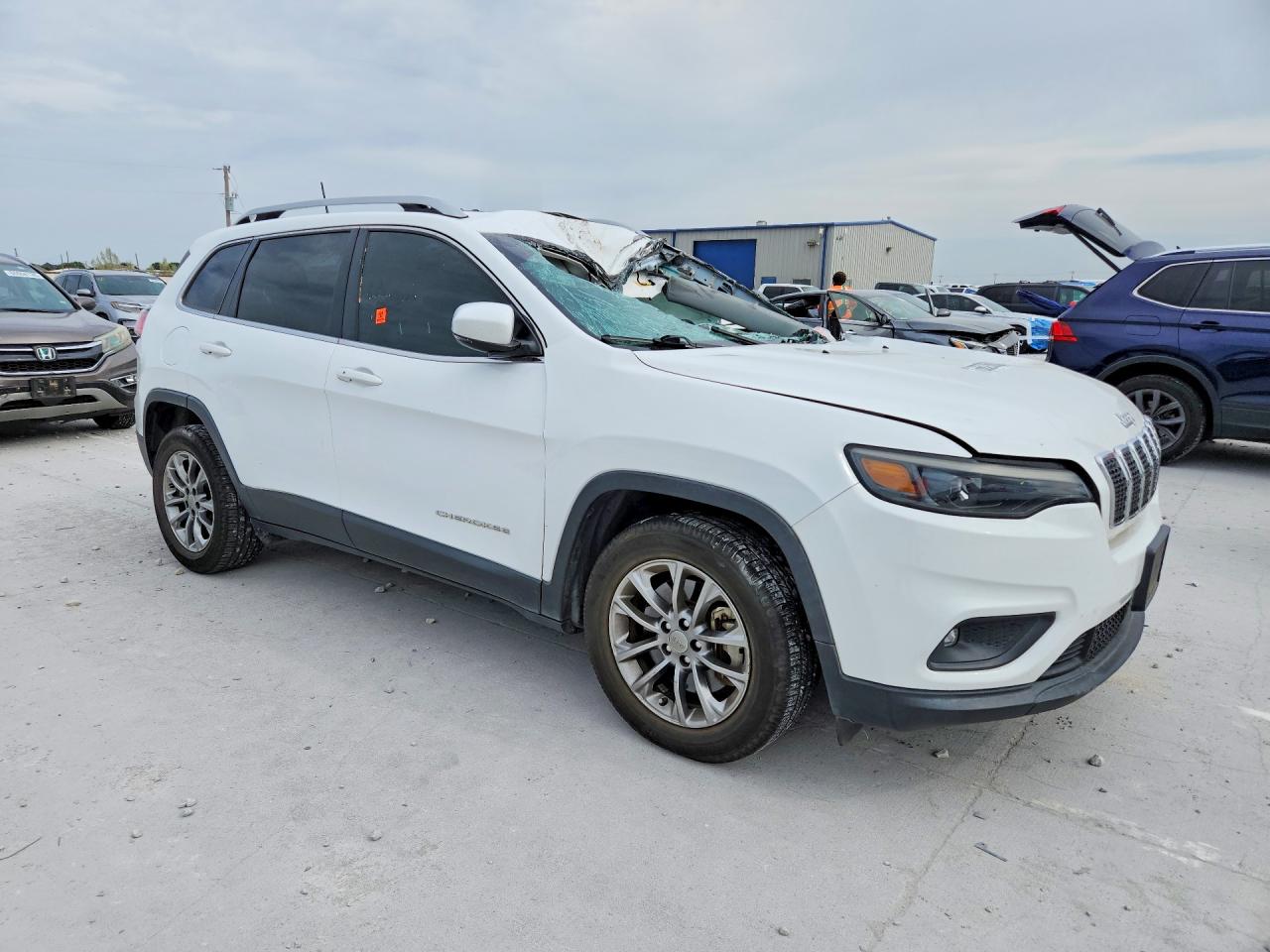 2021 JEEP CHEROKEE LATITUDE LUX — снимка 4