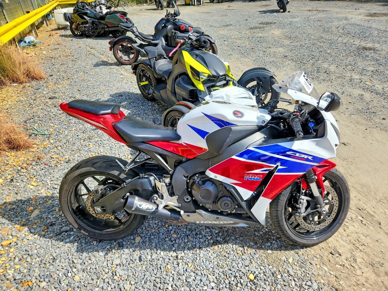2015 HONDA CBR1000 RR