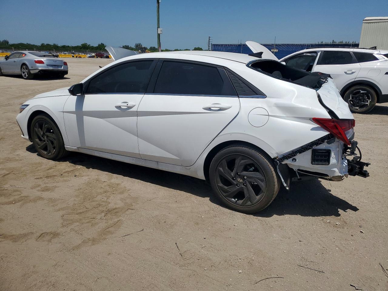 2026 HYUNDAI ELANTRA SEL SPORT PREMIUM — снимка 2