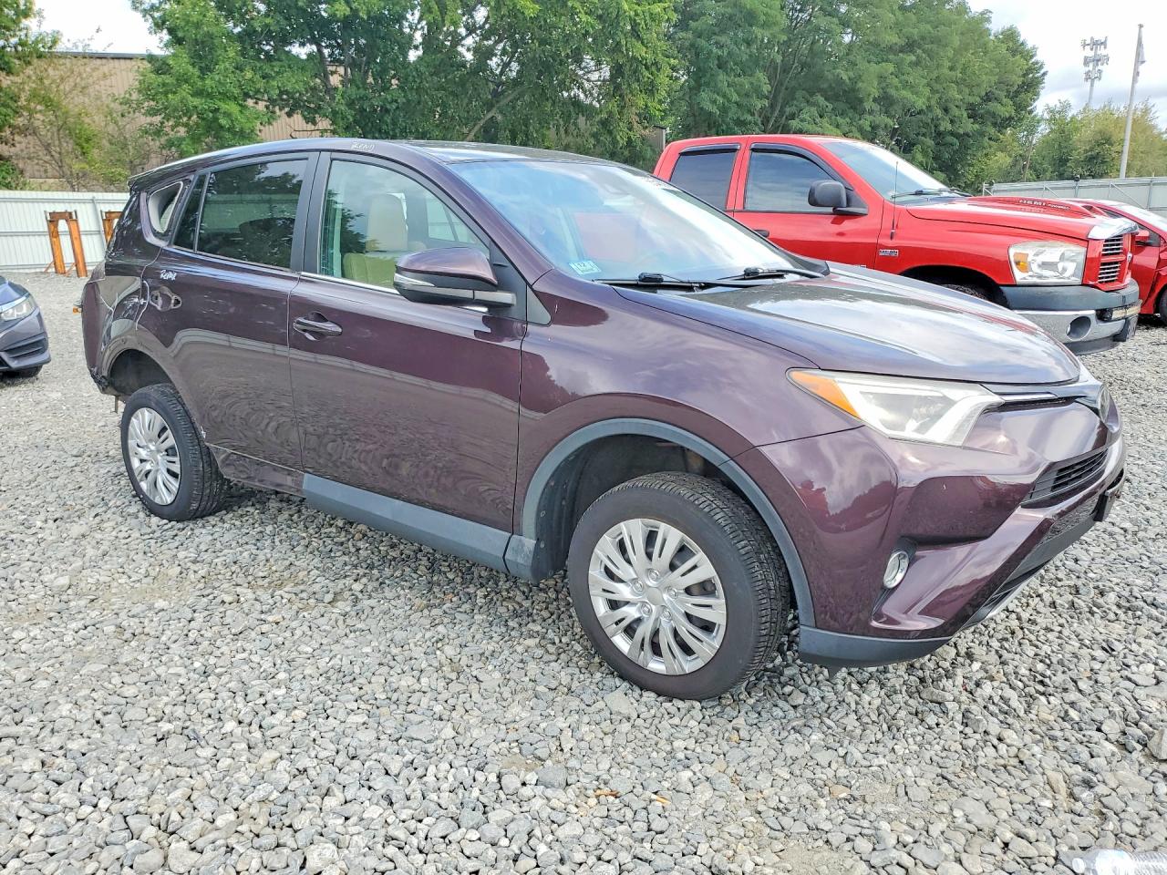 2017 TOYOTA RAV4 XLE — снимка 4